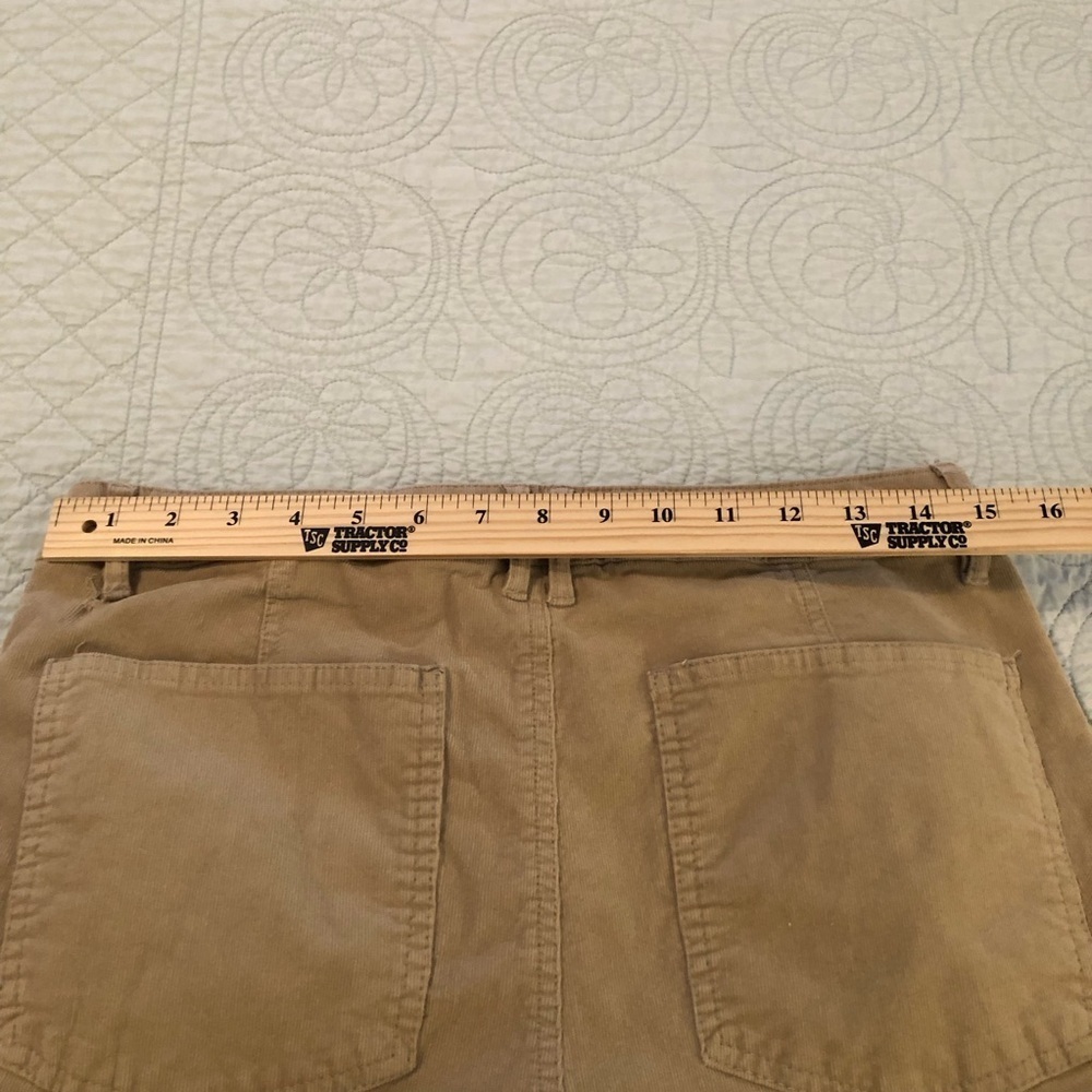 Bell bottom corduroy jeans pants. Women’s size 30 X 31. - Picture 8 of 11